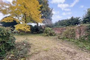 Photo 12- click for photo gallery